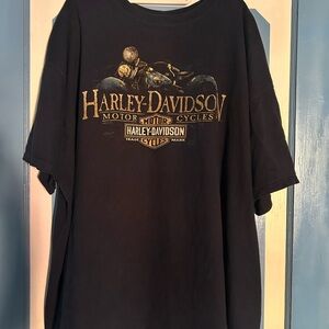 Vintage Harley‑Davidson Denver, Colorado Black Tee with Gold Motorcycle Graphic